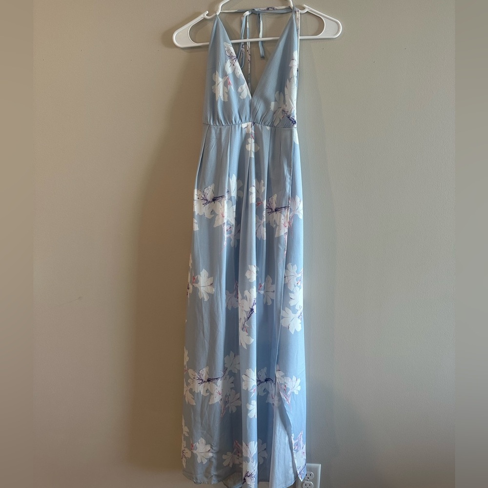 Simplee Apparel Light Blue Floral Maxi Dress